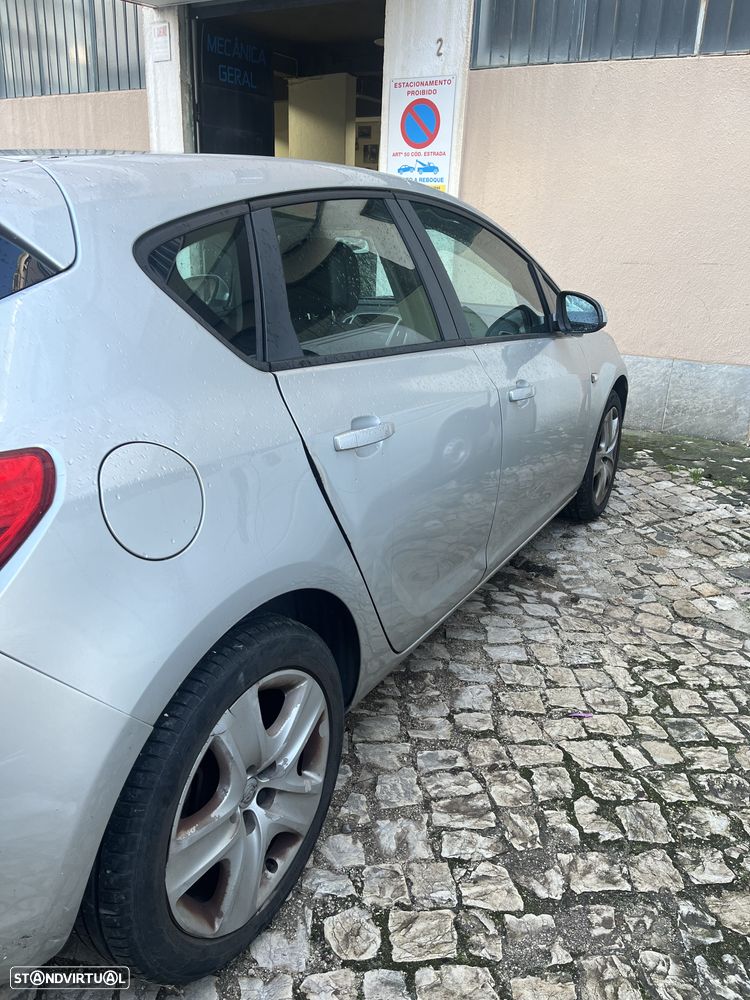 Opel Astra 1.3 CDTI Cosmo S/S 106g - 10