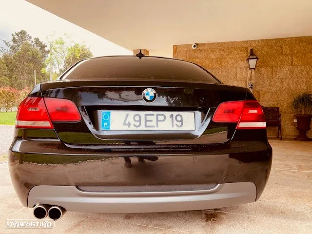 BMW 320 d Coupe - 4