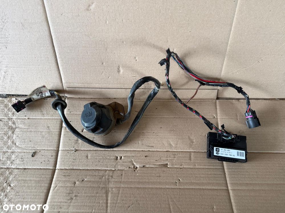Wiązka haka moduł Opel Astra H III 24453850 24467515 - 1