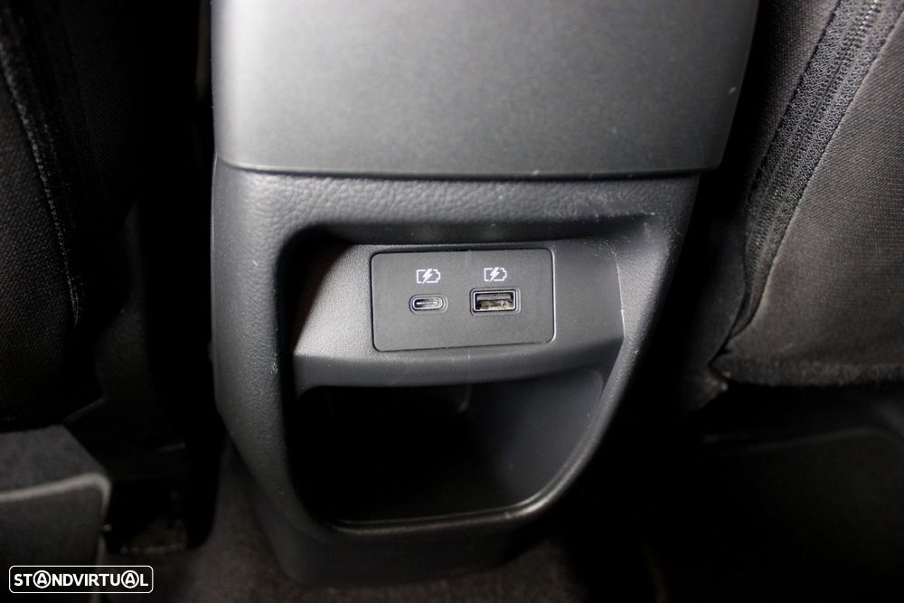 Nissan Juke 1.0 DIG-T N-Connecta NAV. DCT - 44