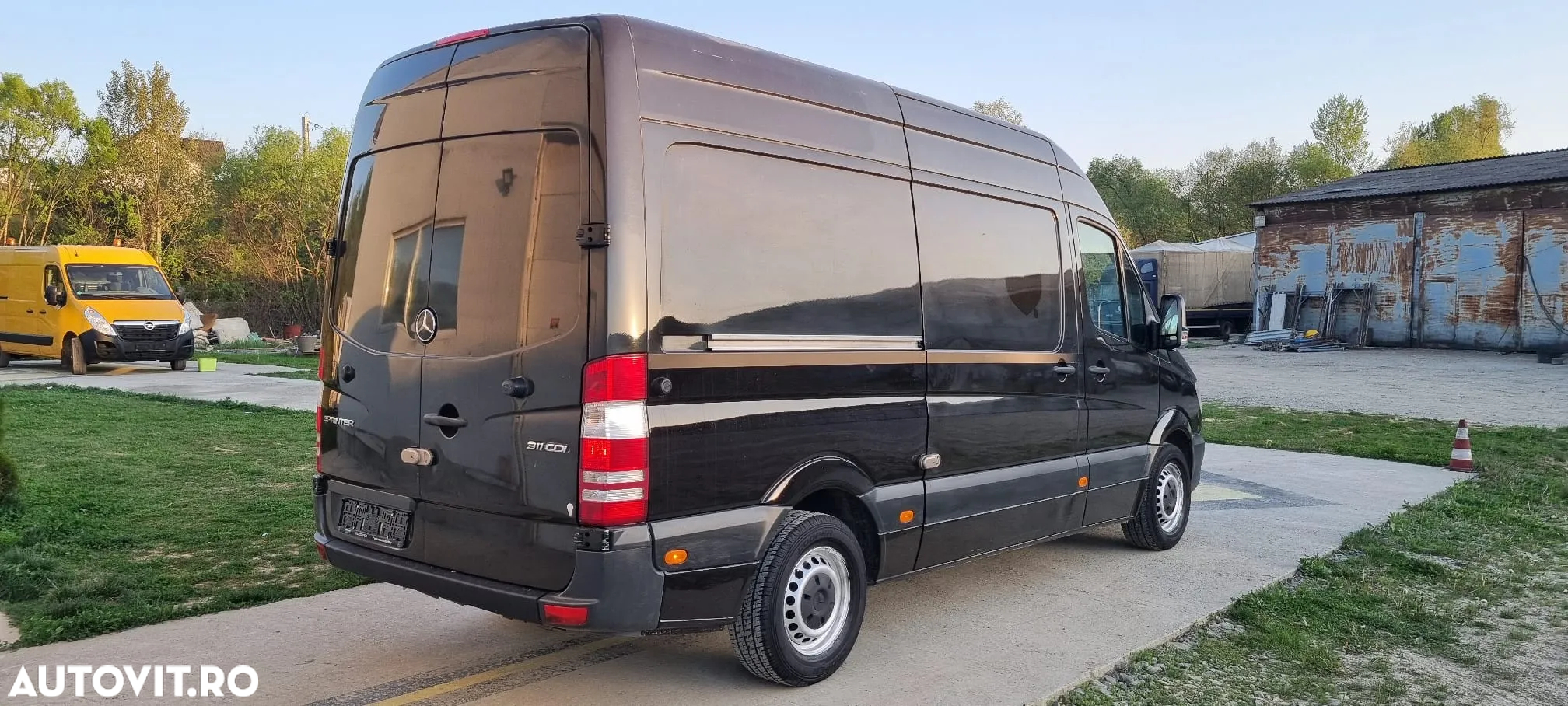 Mercedes-Benz Sprinter 311 CDI  L2 H2. - 3