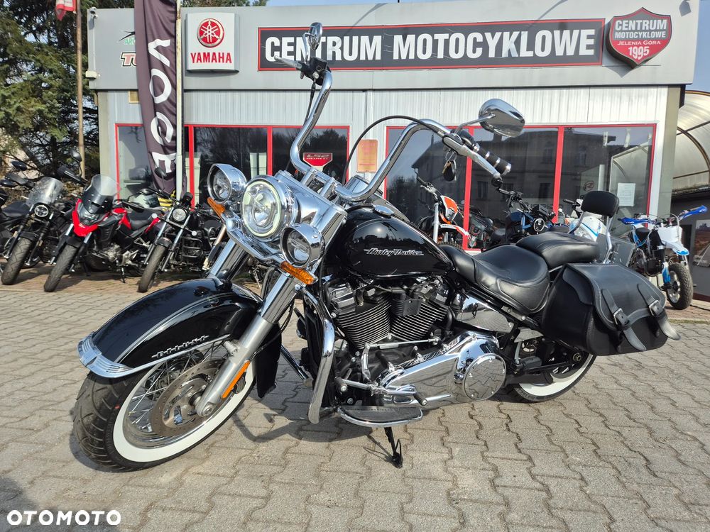 Harley-Davidson Softail Deluxe - 3
