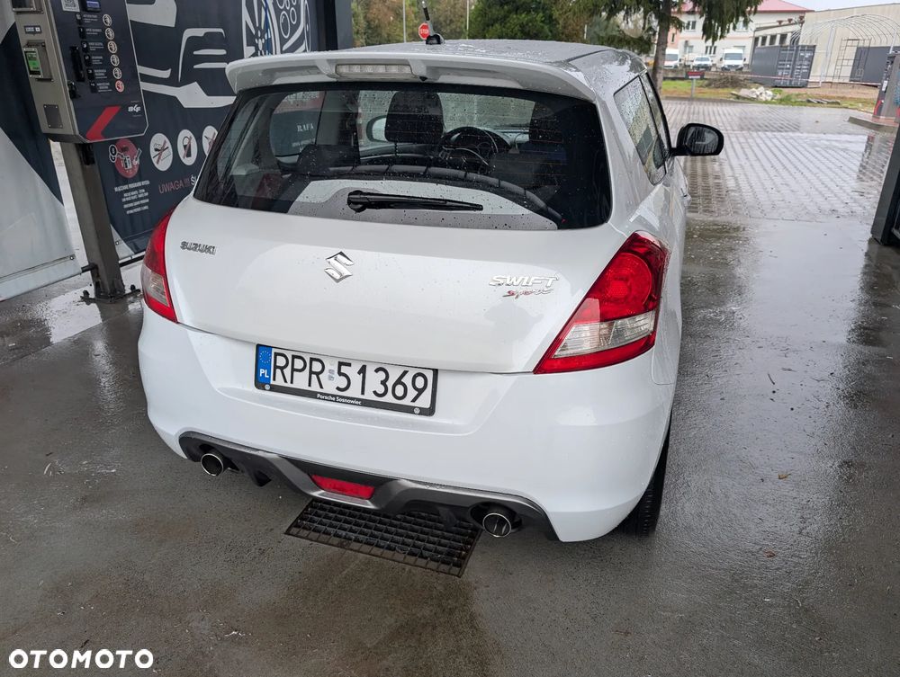Suzuki Swift 1.6 Sport - 11