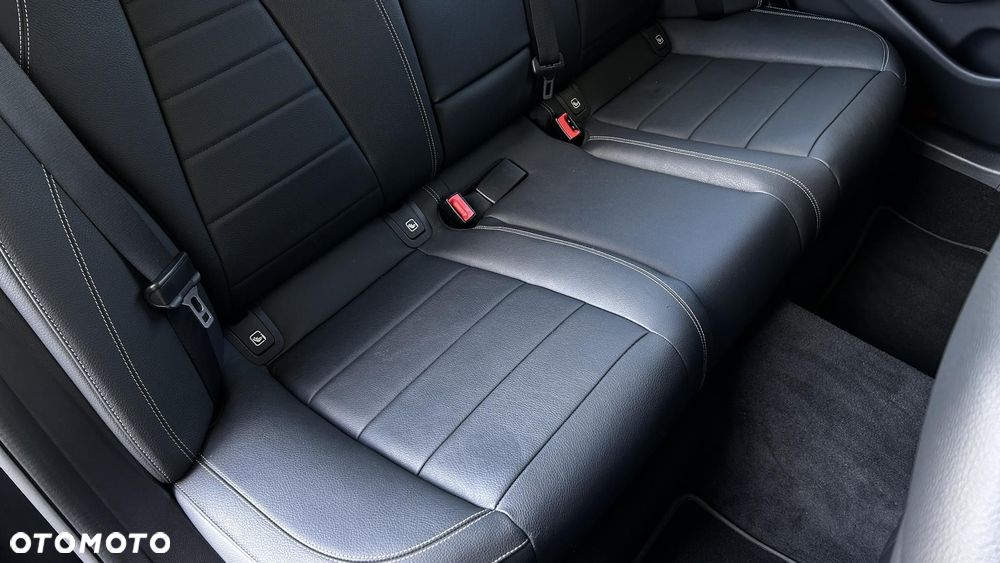 Mercedes-Benz Klasa E 350 BlueTEC 9G-TRONIC Avantgarde - 29