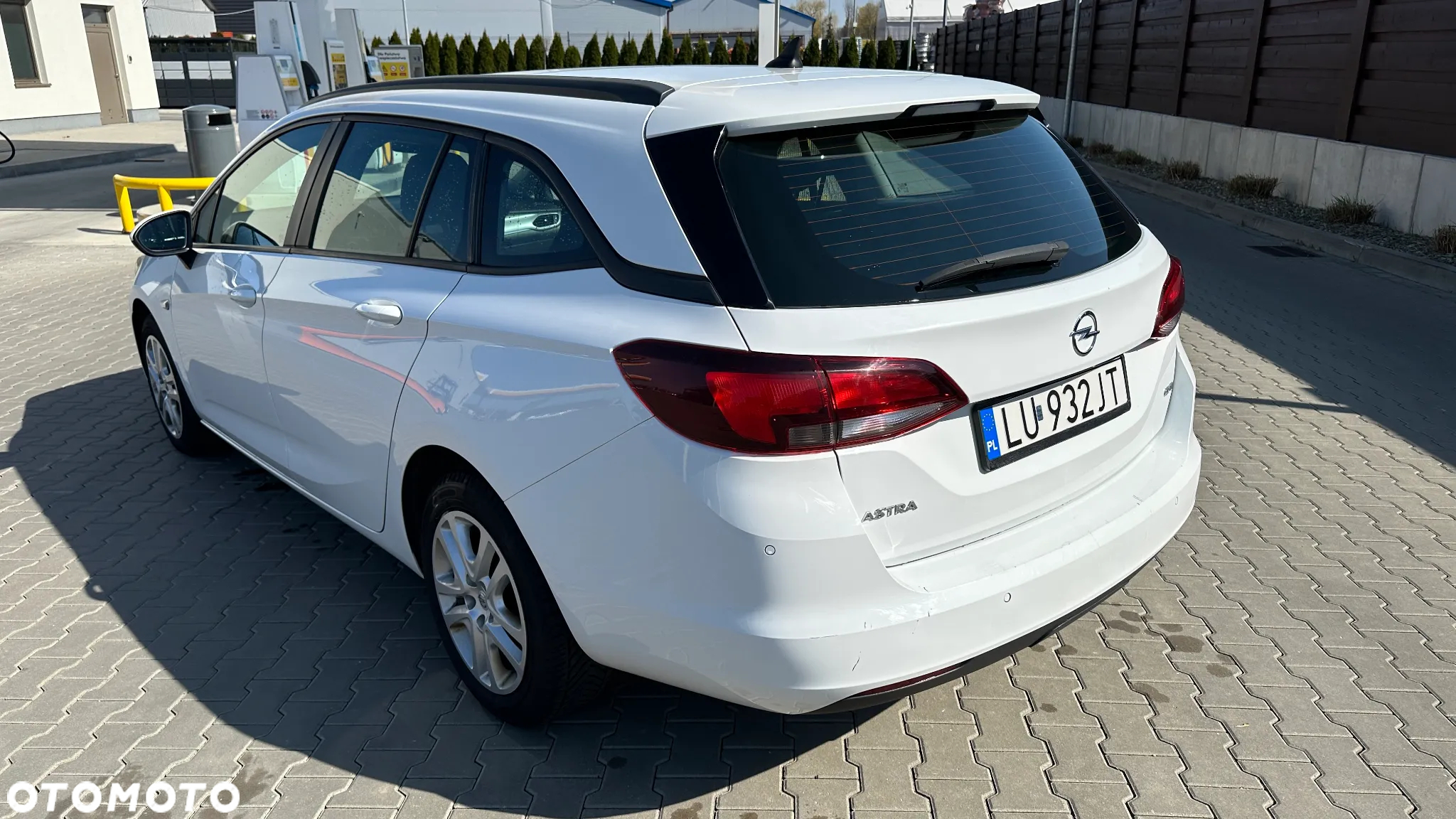Opel Astra 1.6 D (CDTI) Sports Tourer Business - 4