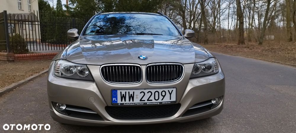 BMW Seria 3 320i - 6