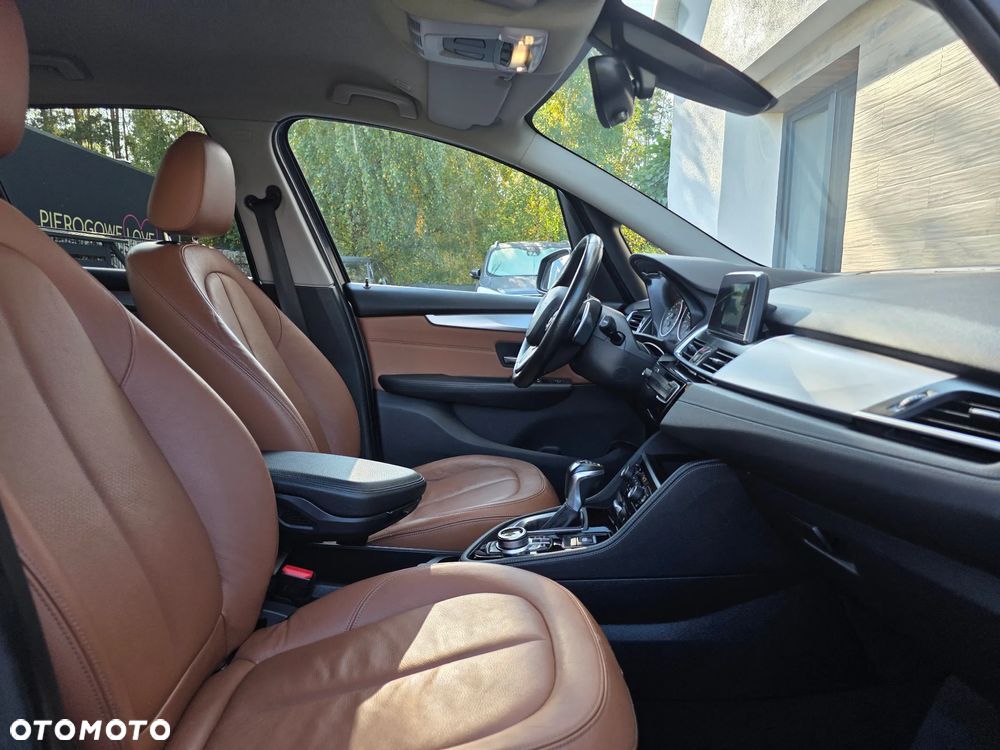 BMW Seria 2 220i GT Luxury Line sport - 26