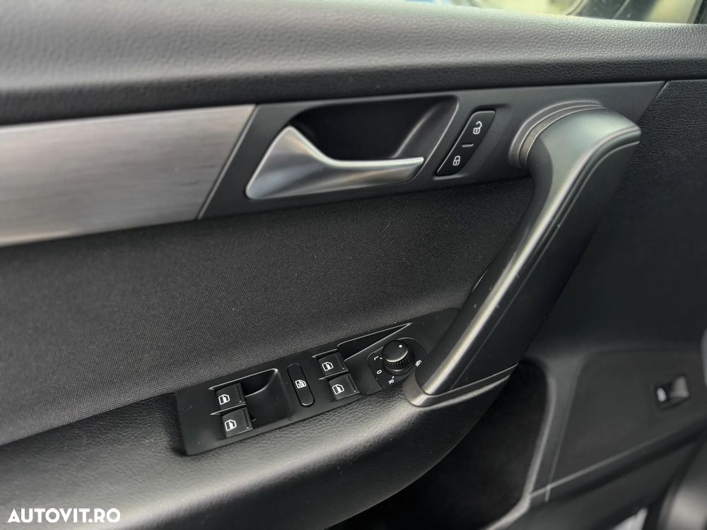 Volkswagen Passat Variant 2.0 TDI DPF Comfortline - 10