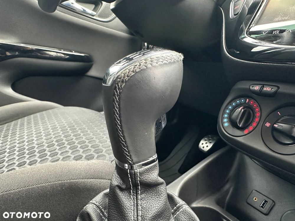 Opel Corsa 1.4 T Enjoy S&S - 20