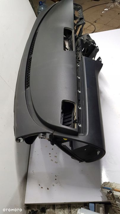 konsola VW Passat B7 anglik - 5