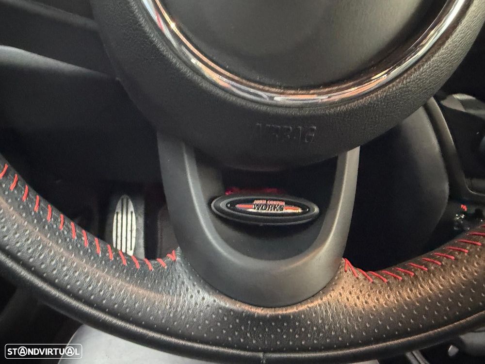 MINI Countryman Cooper SE ALL4 Auto - 21