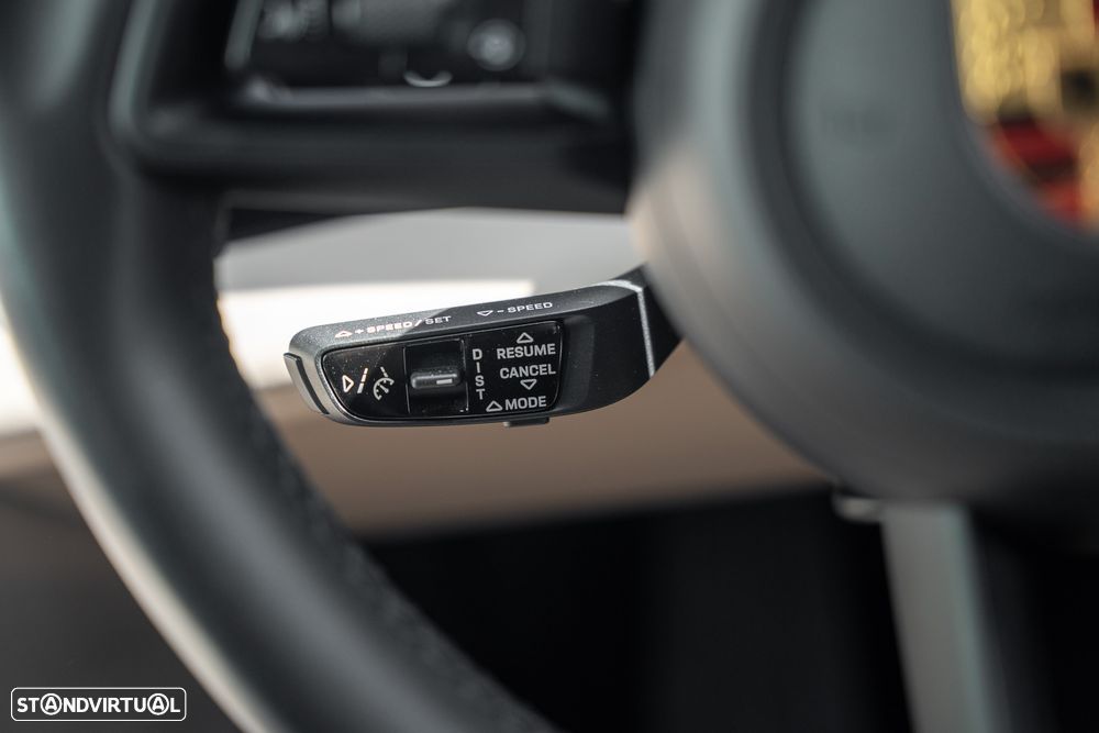 Porsche Taycan Sport Turismo Standard - 30