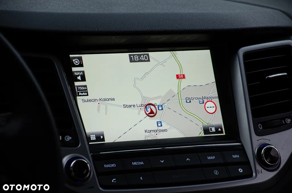 Hyundai Tucson 2.0 CRDi 4WD Automatik Premium - 32