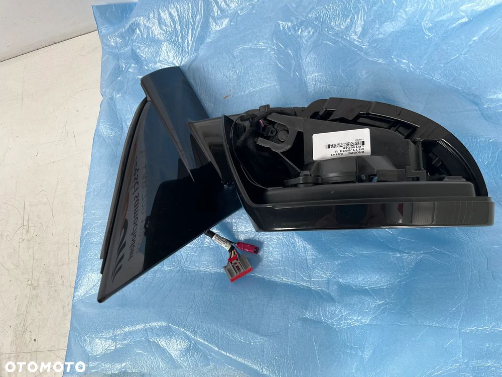 Land Rover Discovery Sport Elektryczne lusterko boczne drzwi przednich LR145246  2111.6974U - 2