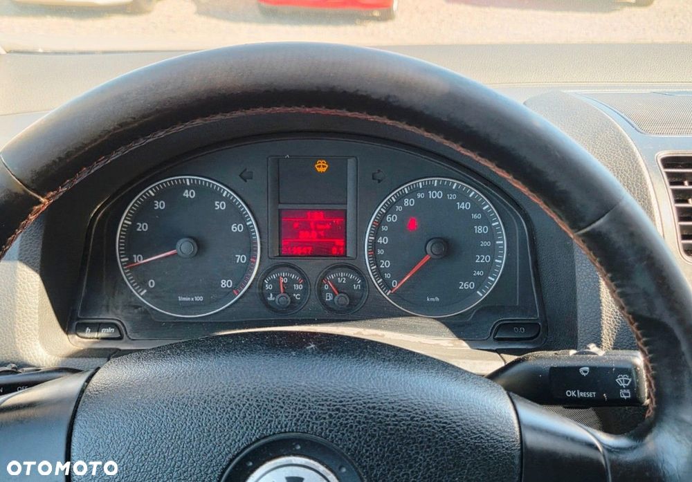Volkswagen Golf - 15