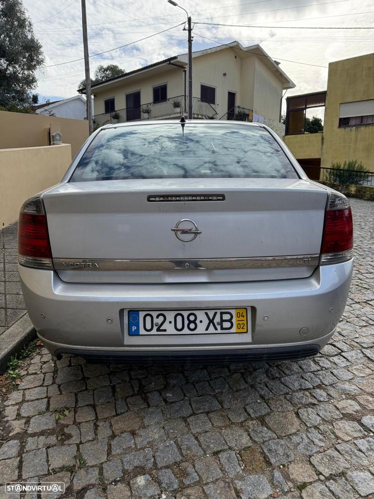 Opel Vectra 2.2 DTi Elegance - 2