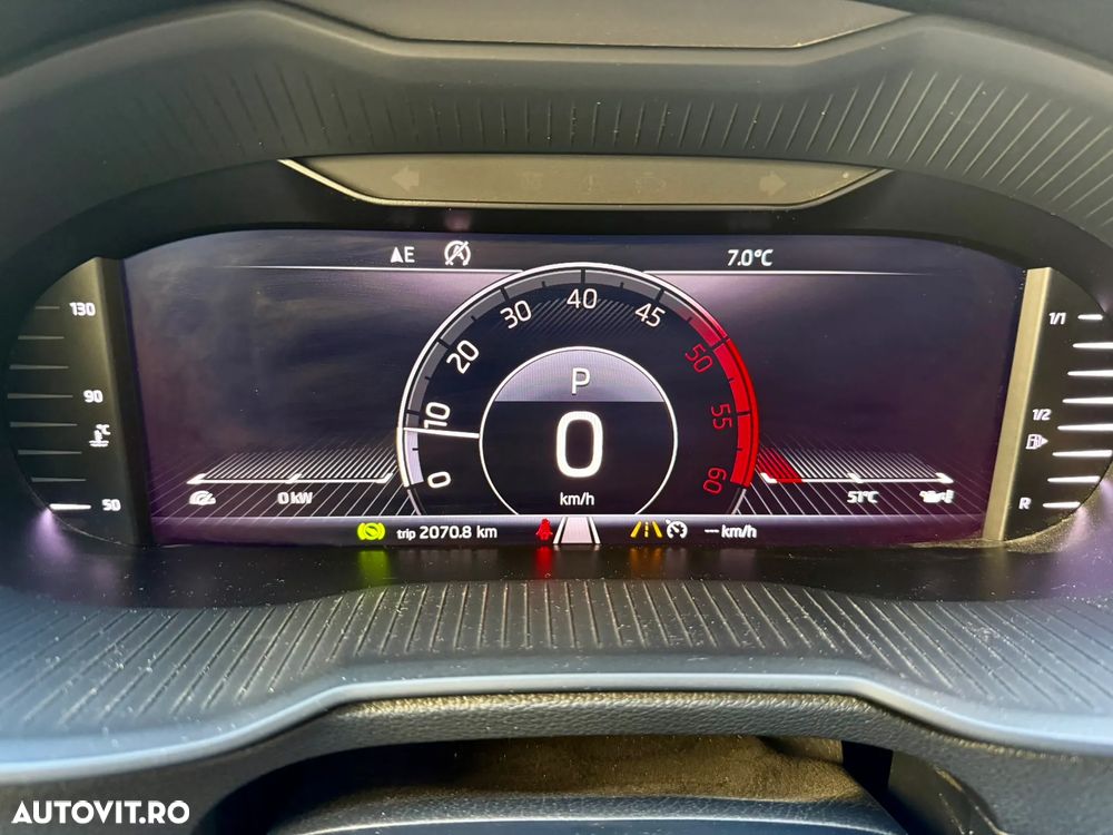 Skoda Octavia 1.6 TDI DPF DSG Ambiente - 30