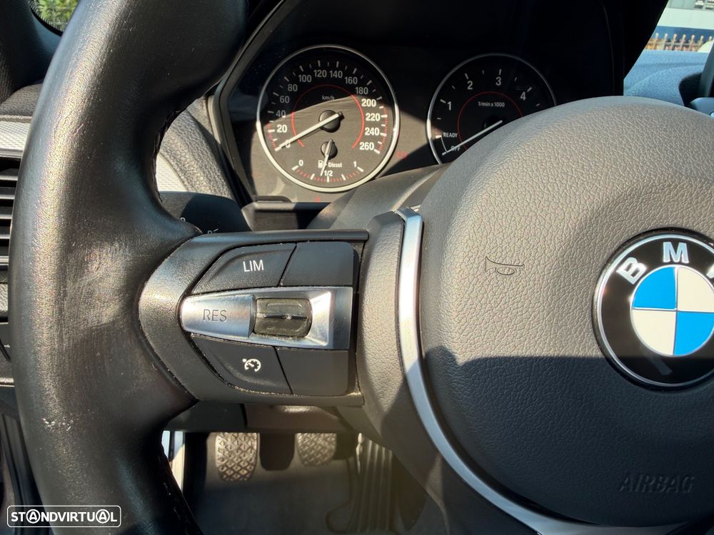 BMW 118 d Pack M - 33