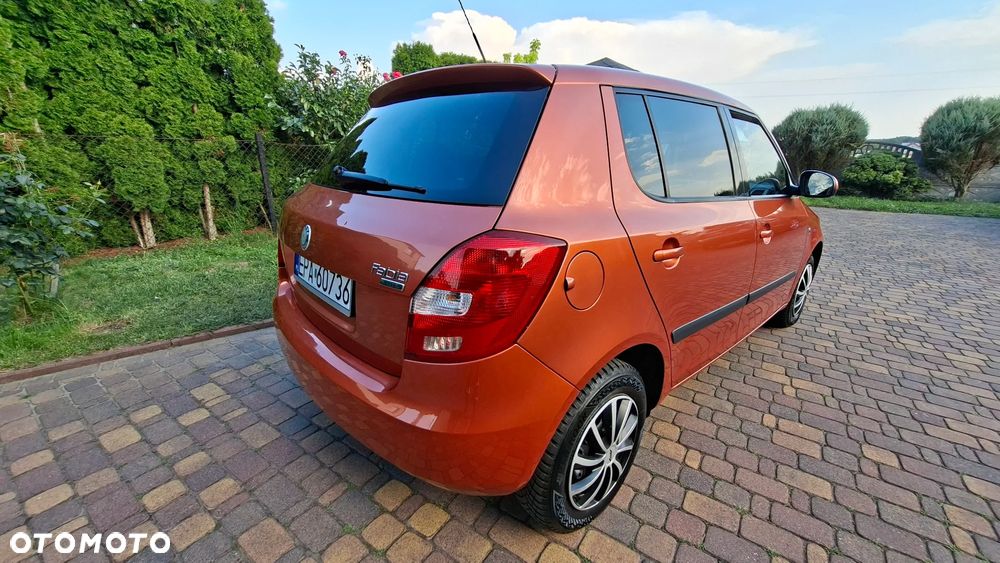Skoda Fabia 1.2 HTP Cool Colour Edition - 8