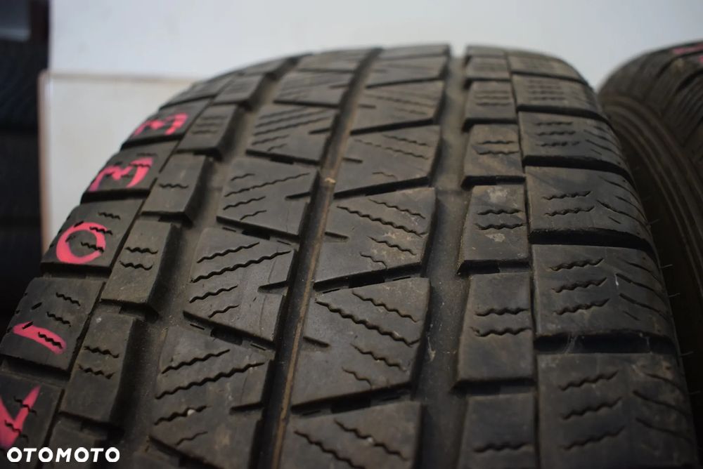 R16C 235/65 Falken EuroWinter Van01 - 2
