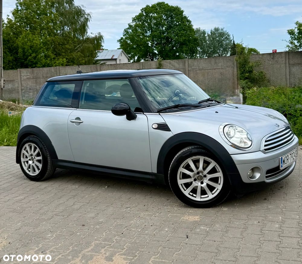 MINI Cooper Standard - 6