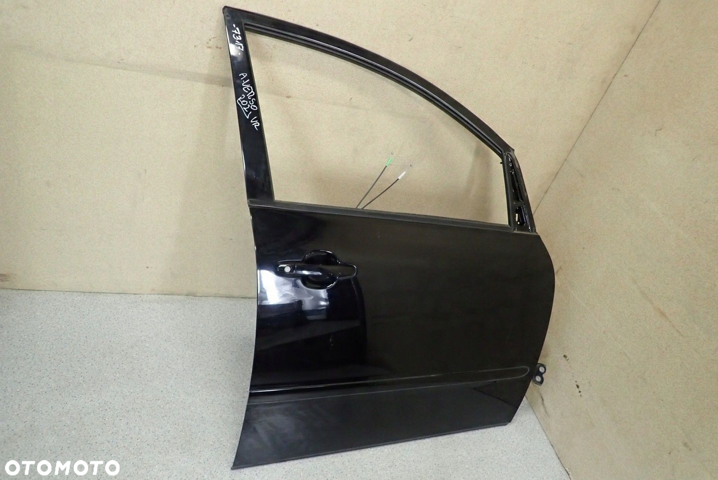 TOYOTA AVENSIS VERSO 01-09 DRZWI PRZÓD PRAWE 202 - 2