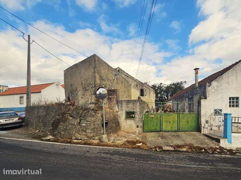 Habitação em Ruina - Grande imagem: 2/12