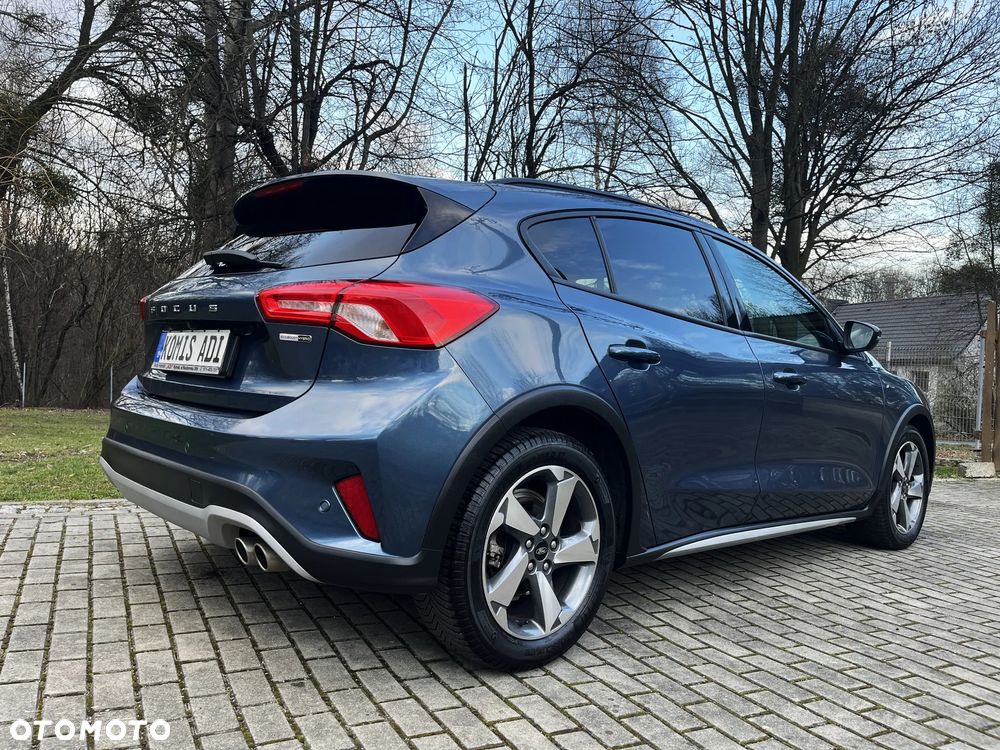 Ford Focus 1.0 EcoBoost Hybrid ACTIVE X - 9