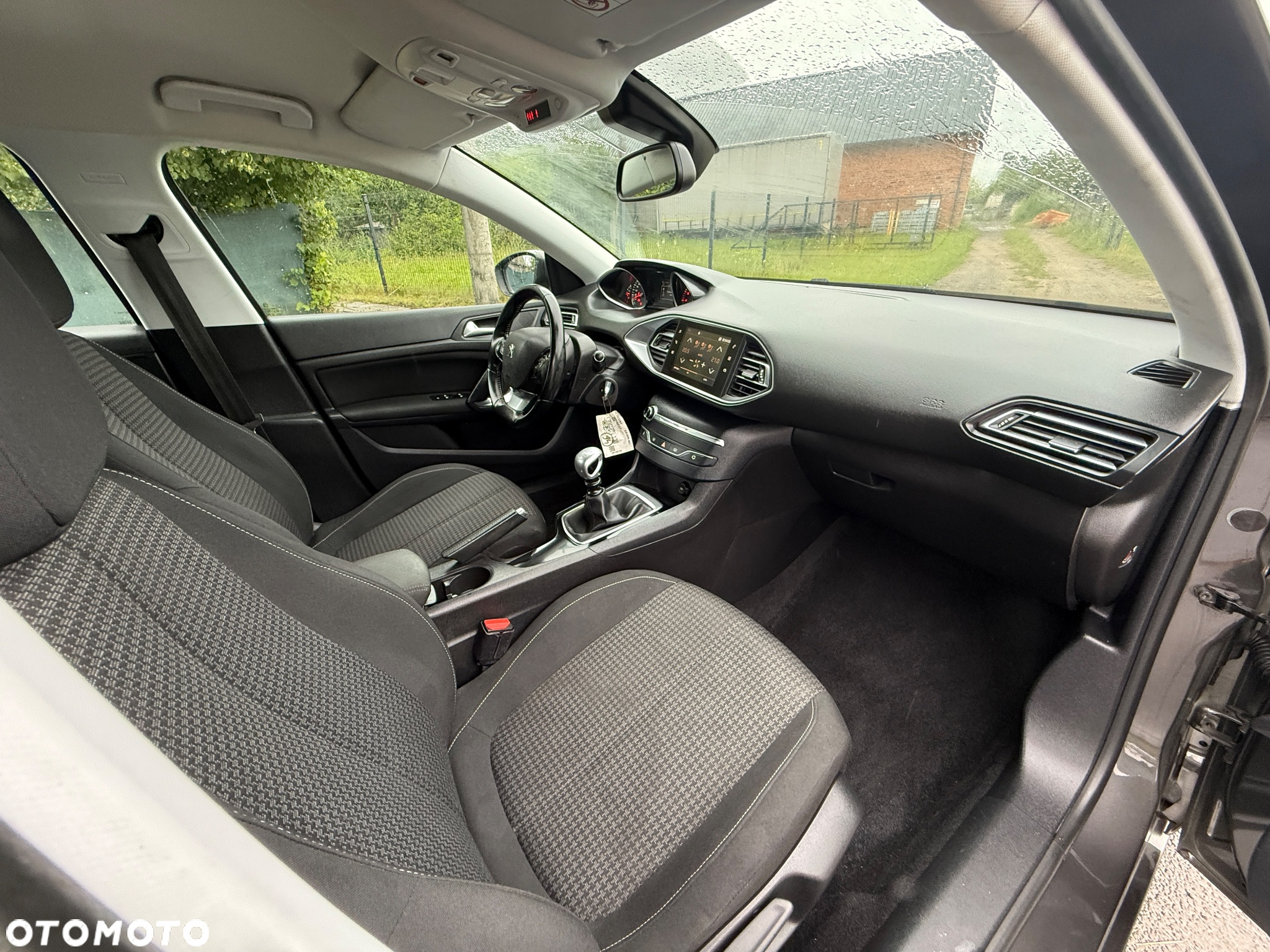 Peugeot 308 1.6 BlueHDi Allure S&S - 21
