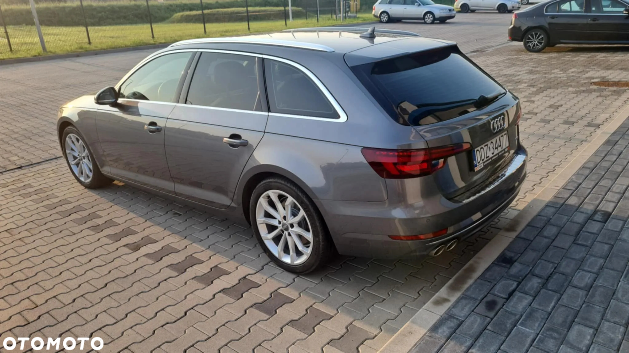 Audi A4 Avant 2.0 TDI quattro sport - 4