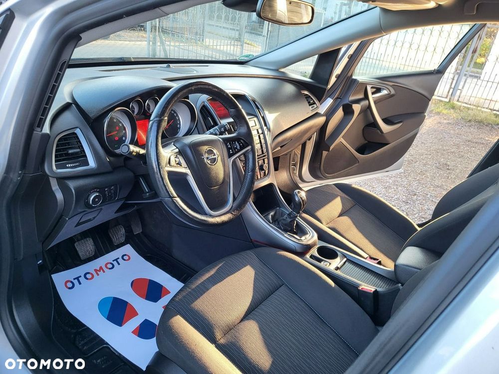 Opel Astra - 14