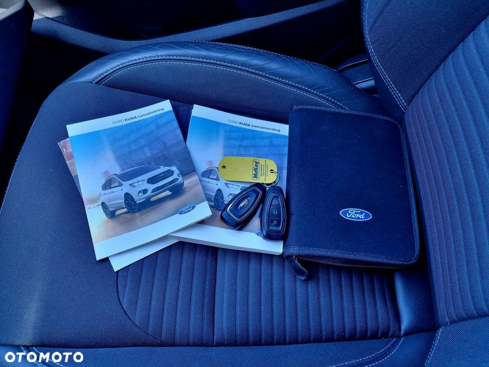 Ford Kuga 1.5 EcoBoost 2x4 Titanium - 23