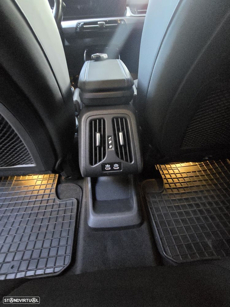 BMW 225xe Active Tourer e xDrive Pack Desportivo M - 11