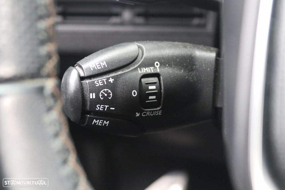 Peugeot 3008 1.5 BlueHDi GT Line EAT8 - 15