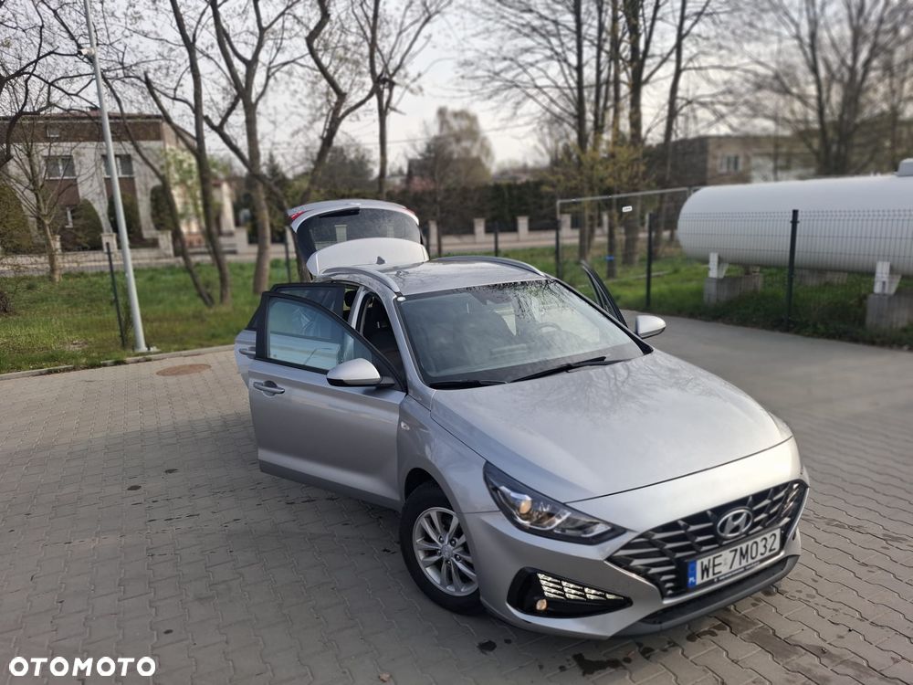 Hyundai i30 1.0 T-GDI Classic + - 16