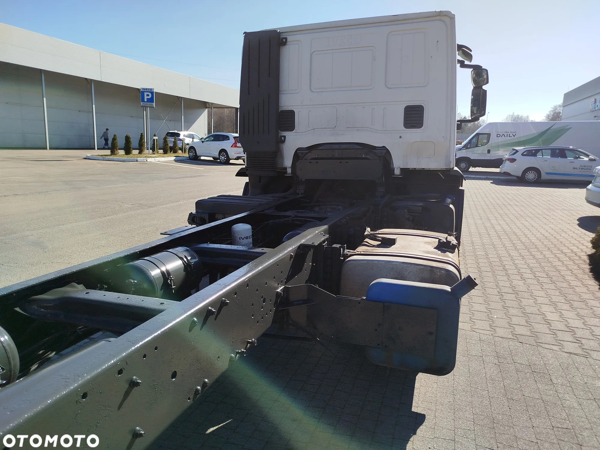 Iveco STRALIS Podwozie pod zabudowę (np. autotransporter) - 10