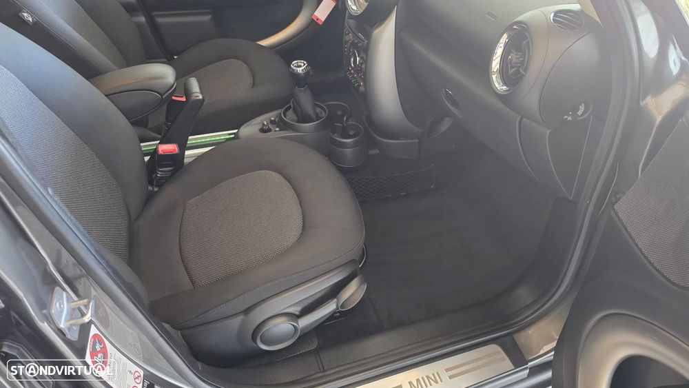 MINI Countryman One D - 53