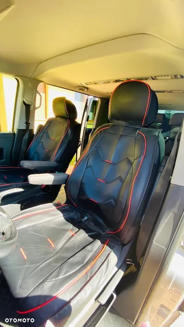 Volkswagen Caravelle - 10