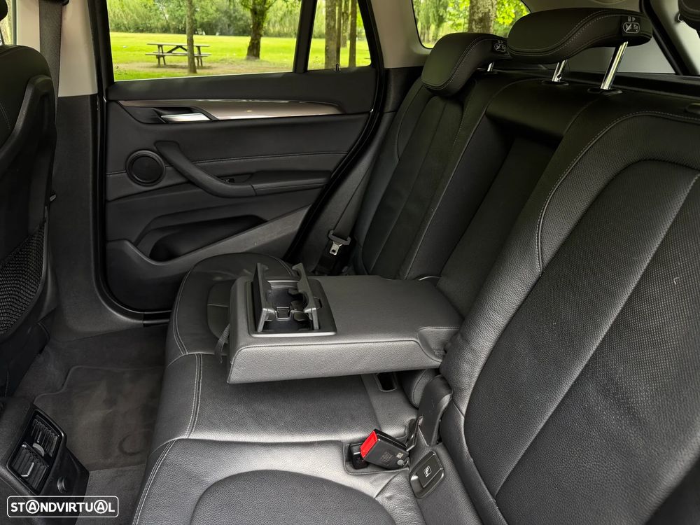 BMW X1 18 d sDrive Auto xLine - 36