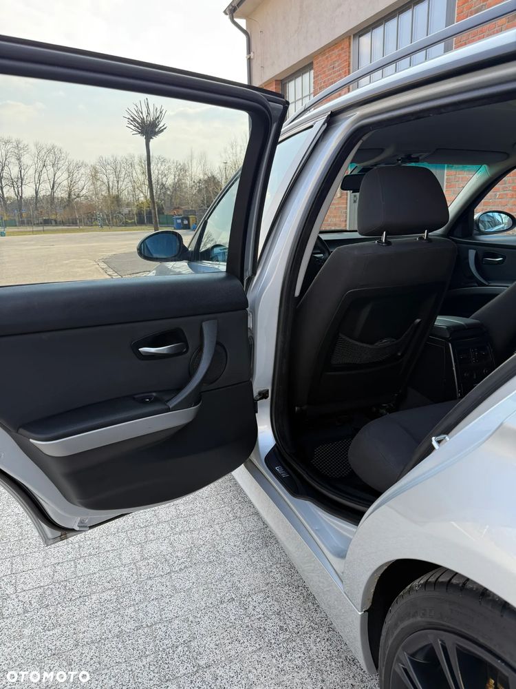 BMW Seria 3 320d DPF - 14