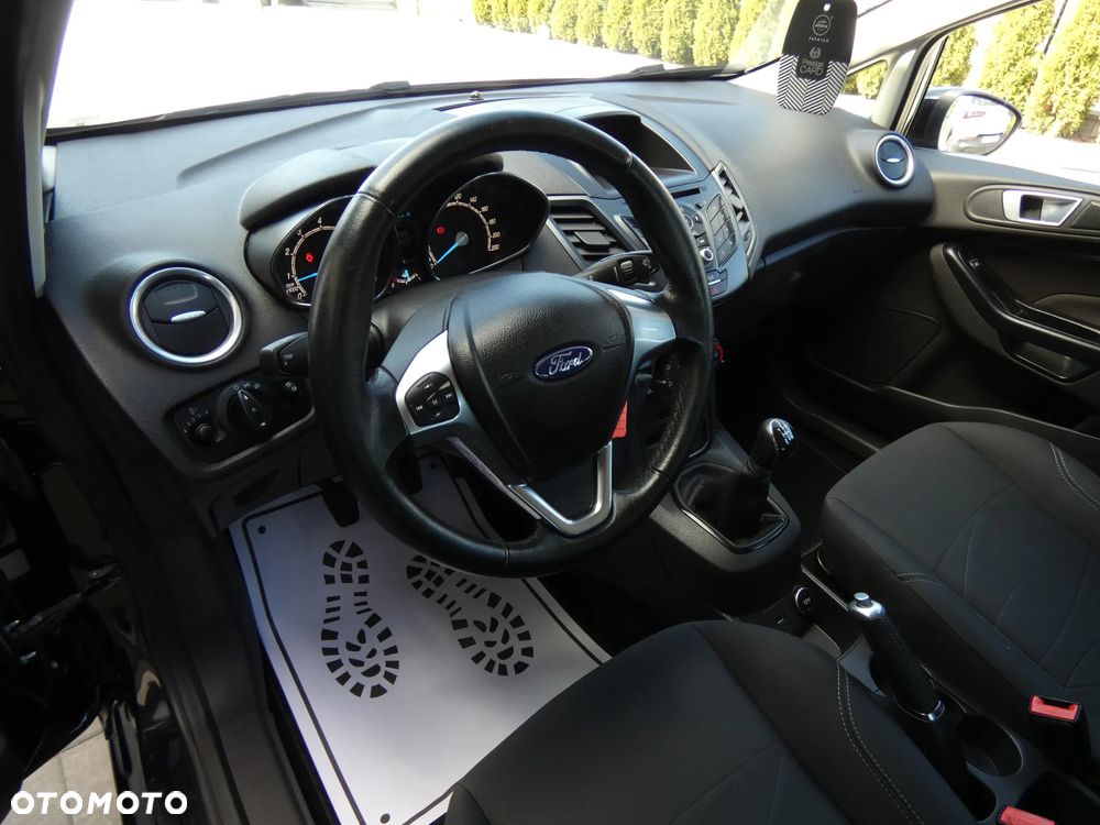 Ford Fiesta 1.25 Champions Edition - 16