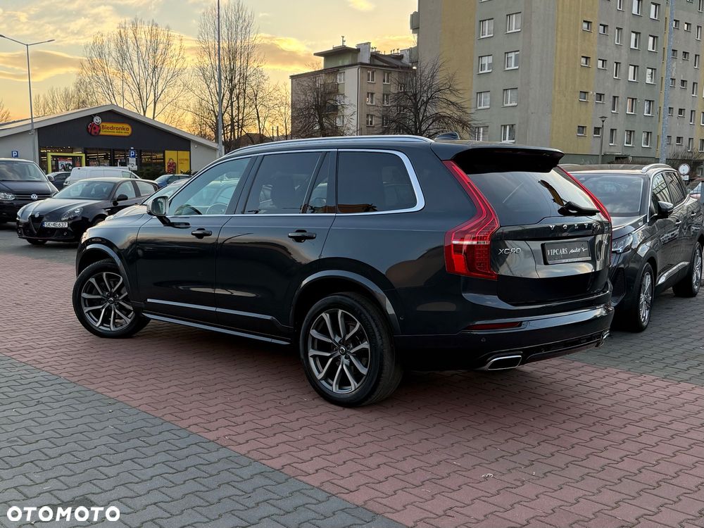 Volvo XC 90 D5 AWD R-Design - 18