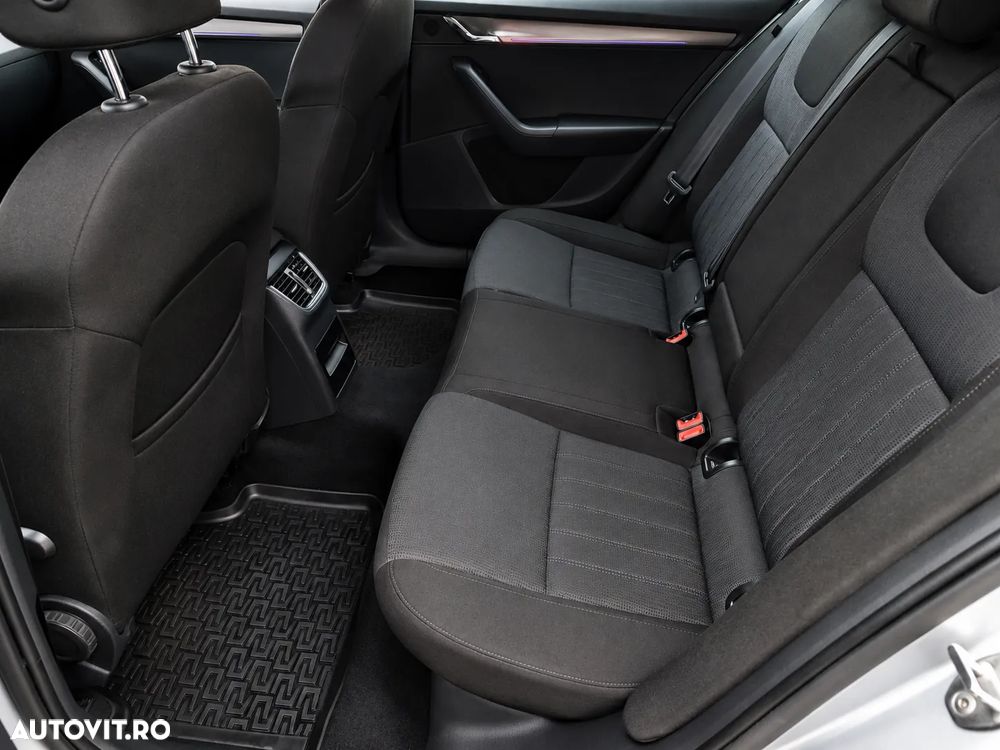 Skoda Octavia - 11