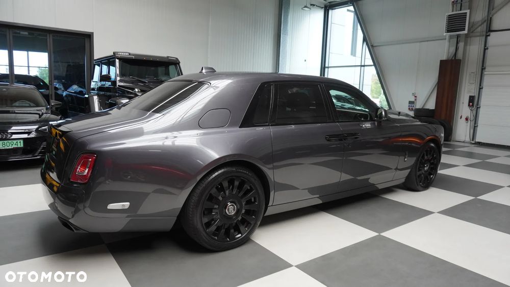 Rolls-Royce Phantom Standard - 15