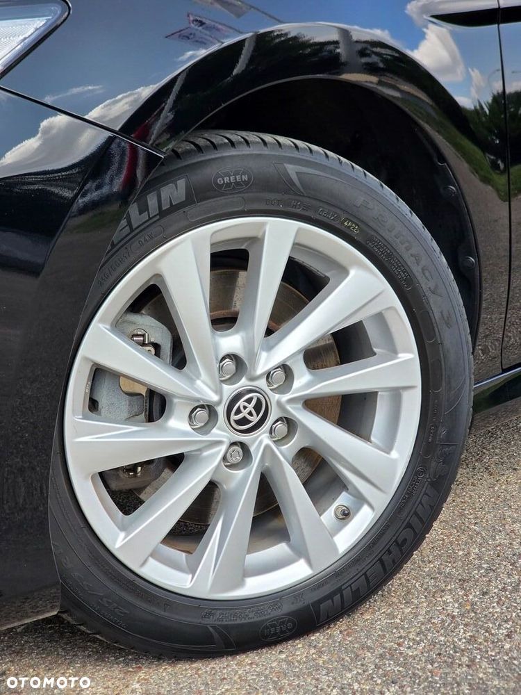 Toyota Camry 2.5 Hybrid Comfort CVT - 5