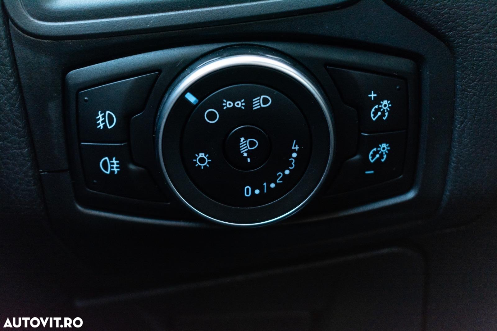 Ford Focus 1.0 EcoBoost Trend - 31