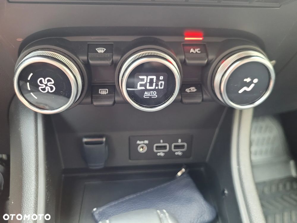 Renault Captur TCe Mild Hybrid 140 EDC GPF EVOLUTION - 10