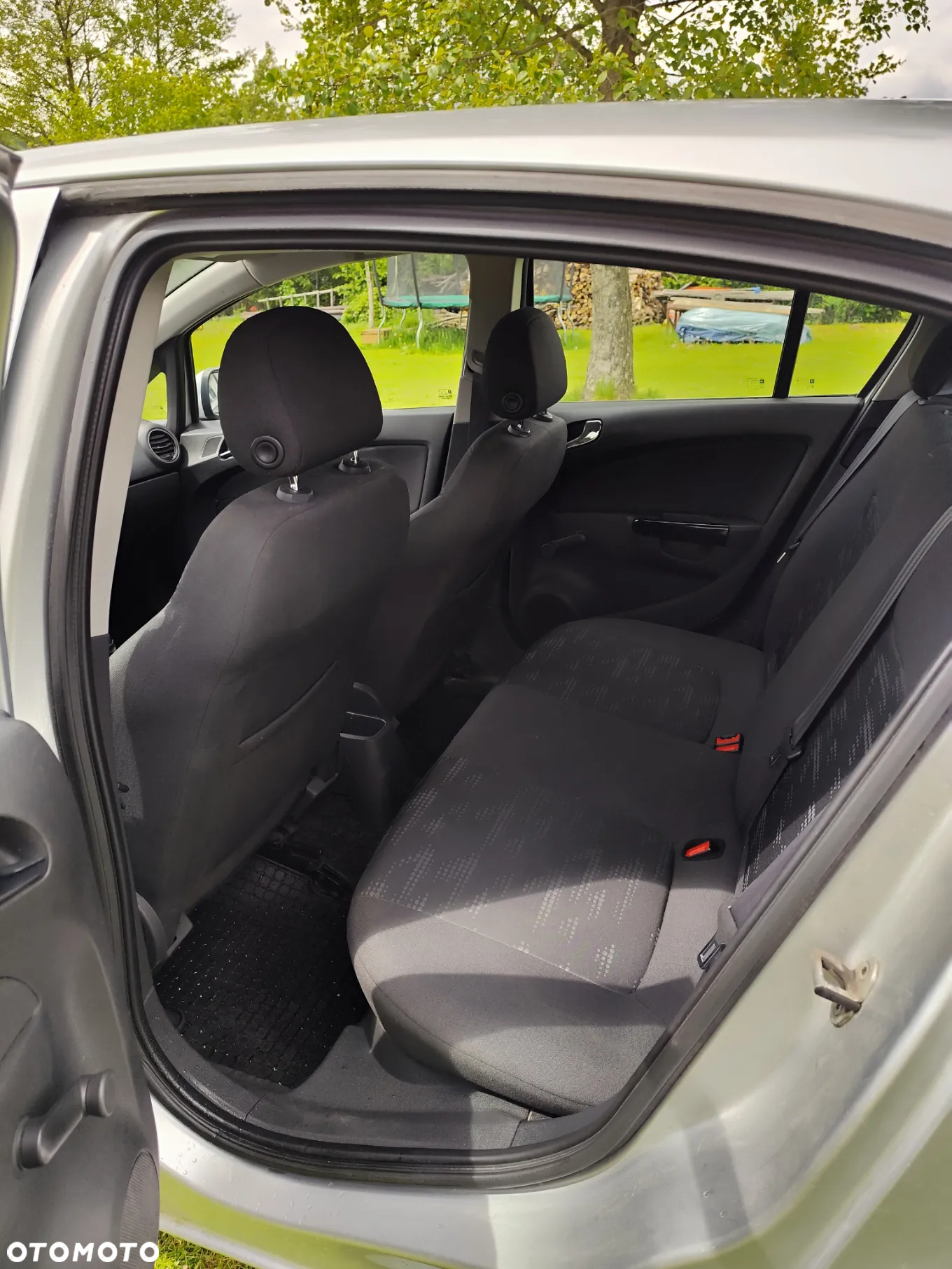 Opel Corsa 1.2 16V Edition / Active - 9