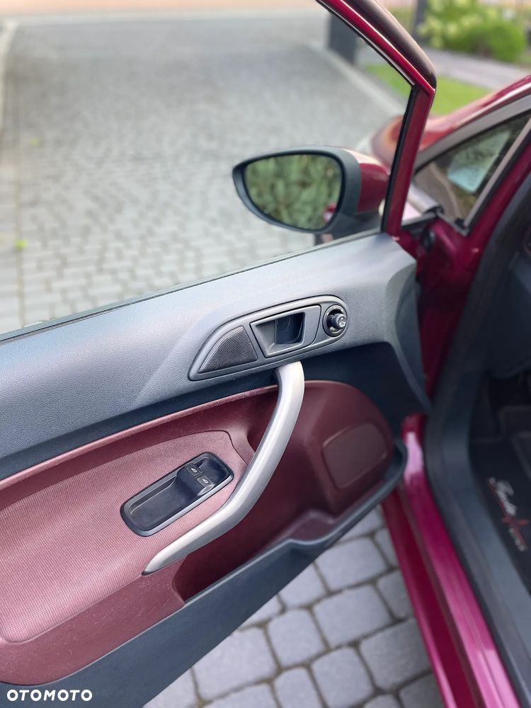 Ford Fiesta 1.25 Trend - 16