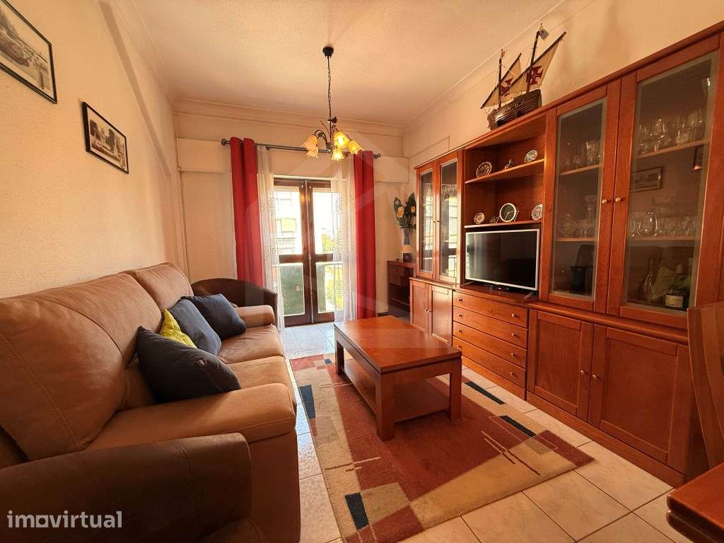 Apartamento T3 com garagem fechada e sótão privativo em São João da... - Grande imagem: 2/24